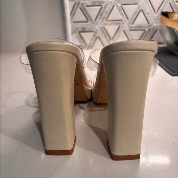 Billini Elegant Bone Clear Block Heel Sandals - Picture 6 of 9